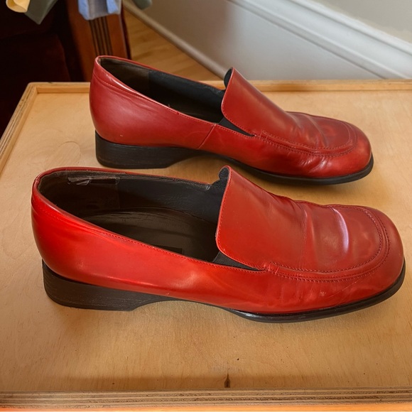 paul green vintage 90s red patent leather square toe loafers - Picture 2 of 12
